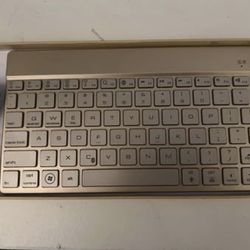 Bluetooth Wireless Backlit Keyboard 