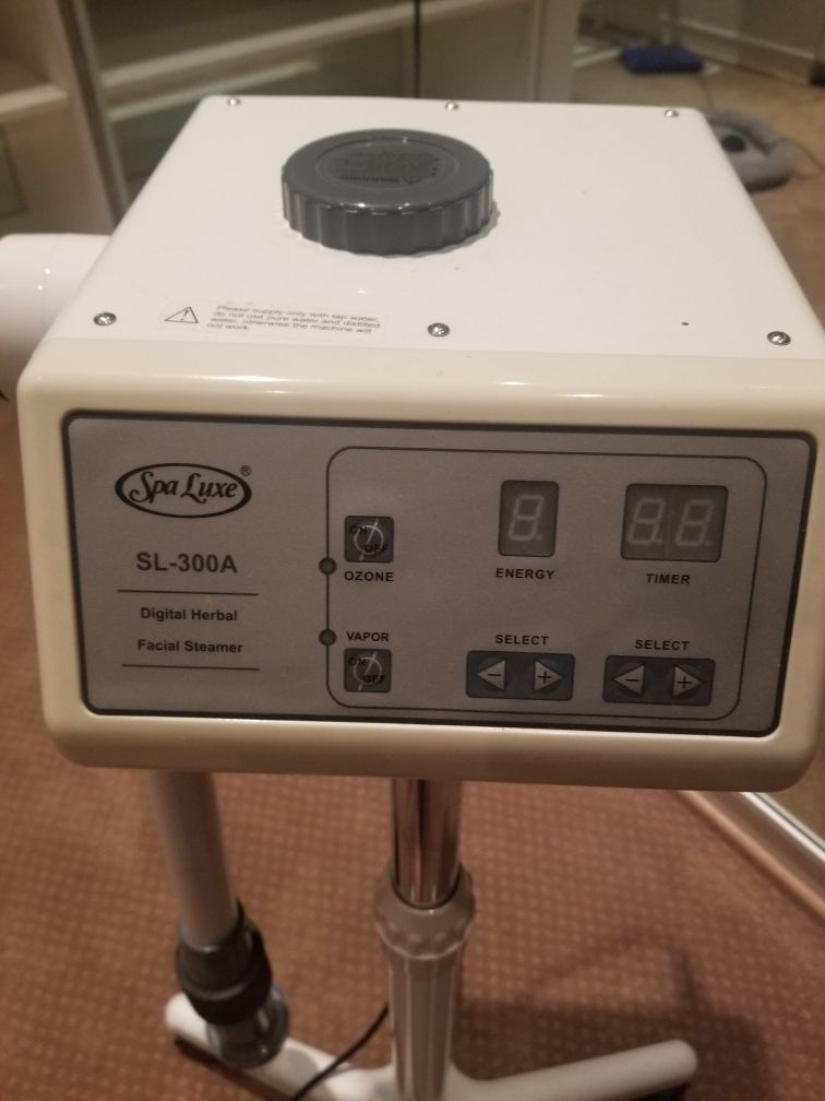 Digital herbal facial steamer