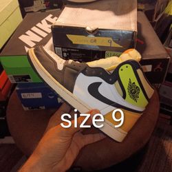Jordan 1 Volt 