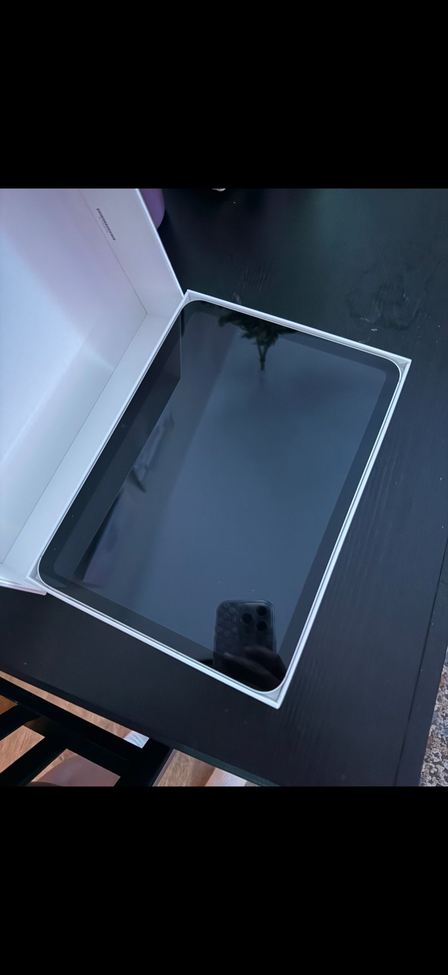 Brand New iPad 10th Gen Wi-fi + Cellular Silver