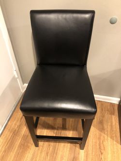 Crate & Barrel Black Leather Counter Height Chair Bar Stool