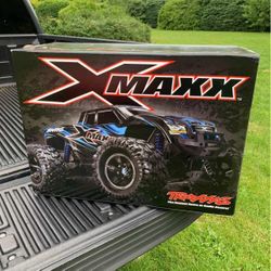 XMAXX 8S
