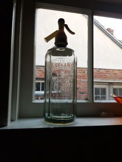 1950  Rawlings Water Mineral  Syphon Bottle