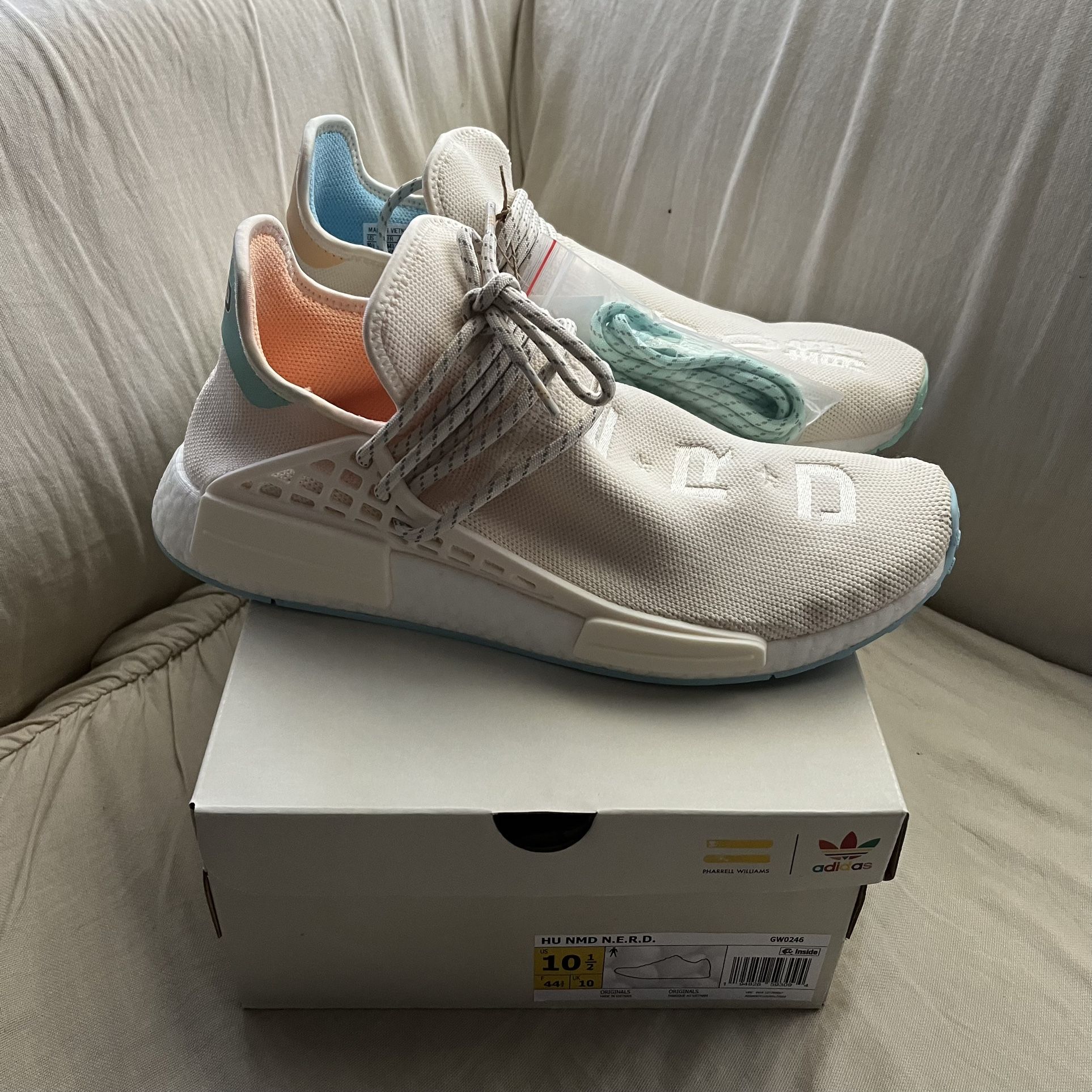 Adidas Pharrell Williams HU NMD NERD New Size