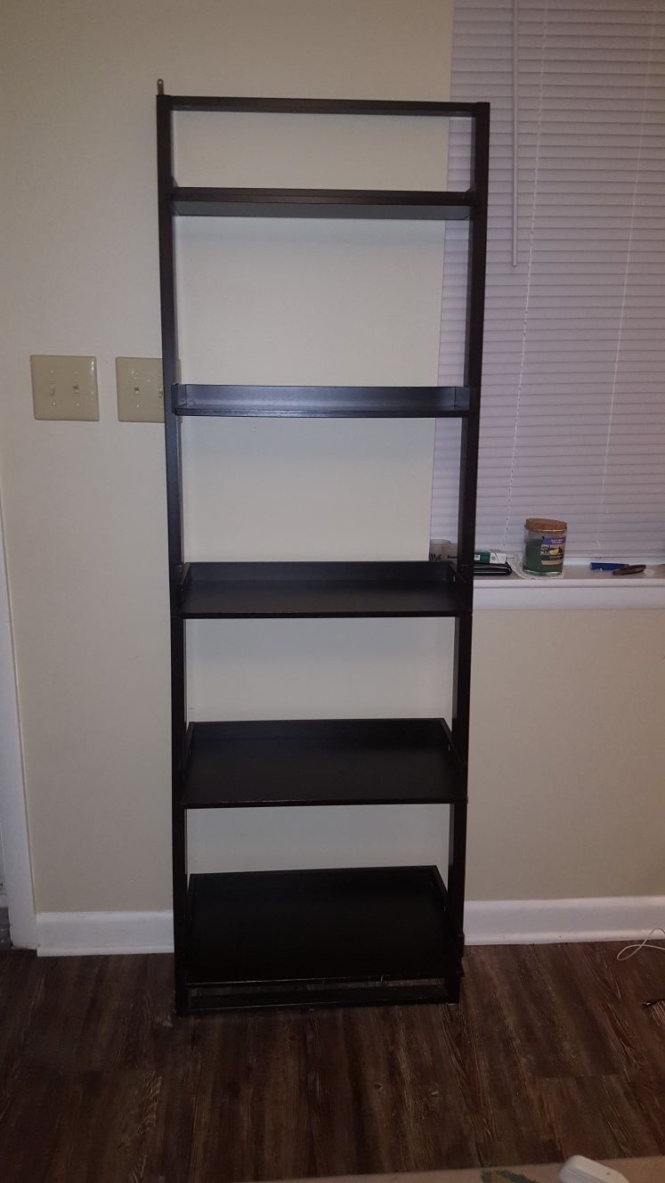 Black leaning ladder shelf