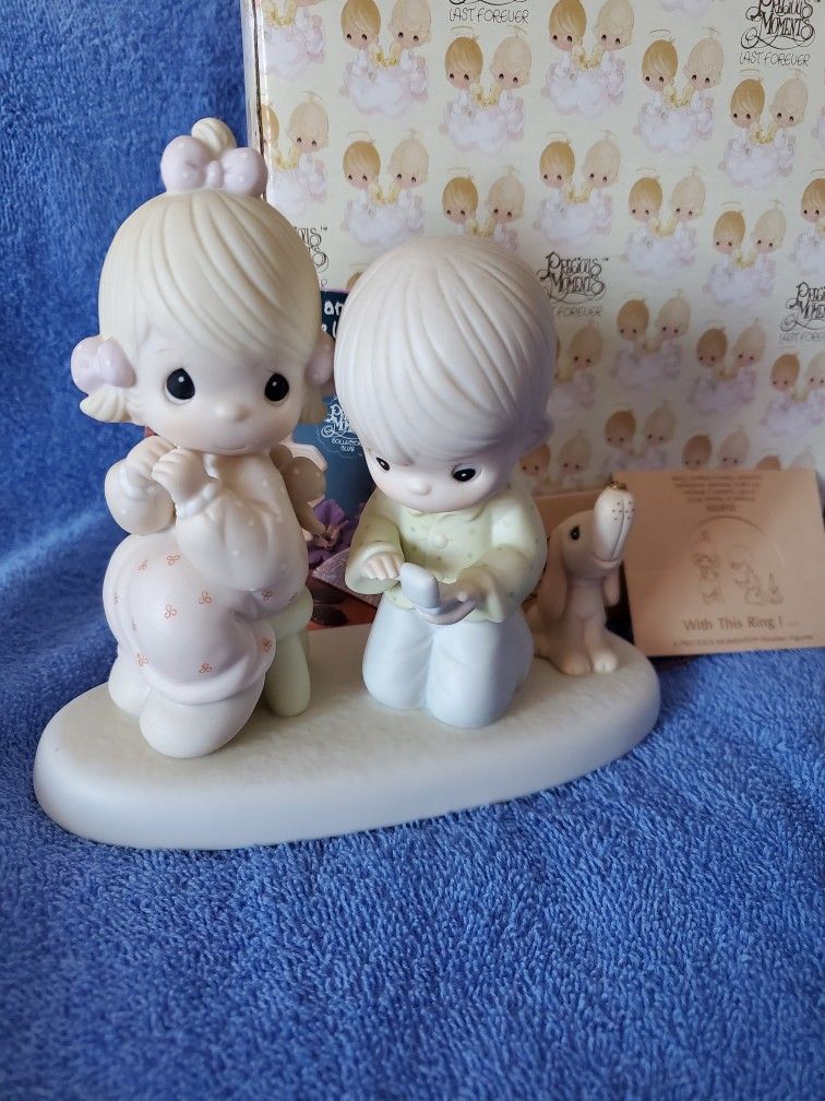 Precious Moments LOT ( Description )