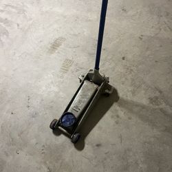 ACDelco 2 1/4 ton hydraulic jack