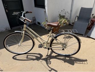Schwinn fitness hybrid bike - Great Value - Original cost $299.00