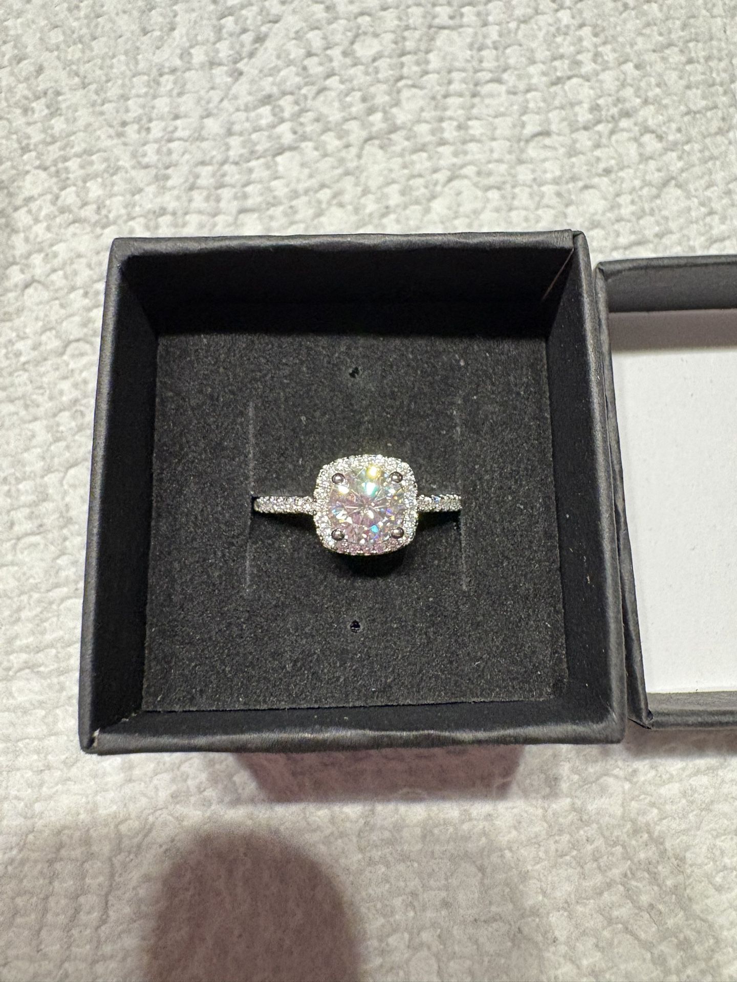 VVS1 Moissanite Engagement Ring -GRA Certified