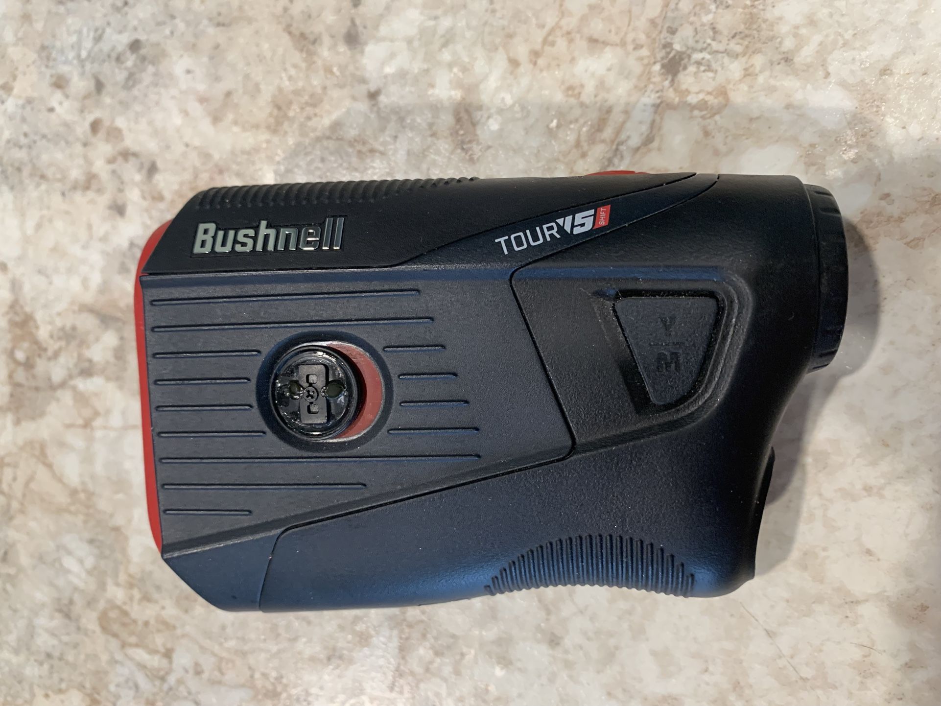 EXCELLENT Bushnell Tour V5 Shift Laser Golf RangeFinder with Slope