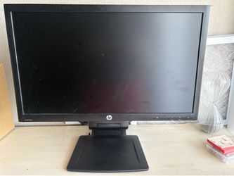 Used Dell Optiplex 790- with Used HP ZR22w 21.5-inch LCD monitor