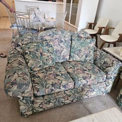 Vintage Sofa Set 