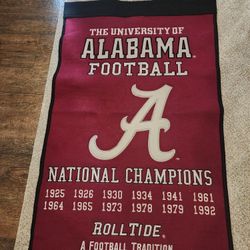 VINTAGE University Of Alabama Football  National Champions Wool Banner 23" x 38"