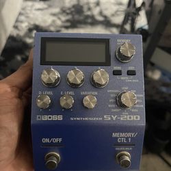 Boss SY-200 Synthesizer