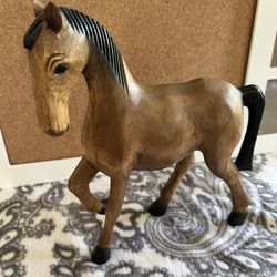 UNIQUE WOOD HORSE 10” X 8 1/2”