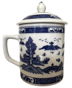 Vintage Chinese Blue White Porcelain Lidded Mug Tea Cup Scenic Marked