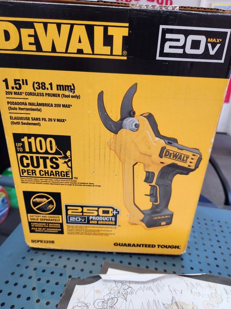 Dewalt 20v Max Pruning Shears Garden Tool Cordless