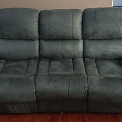 GRAY RECLINER COUCH