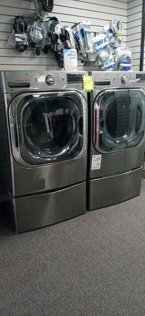 SET LG WASHER AND DRYER WITH PEDESTALS SMALL TOP LOAD WASHER INCLUDING WARRANTY Delivery Available