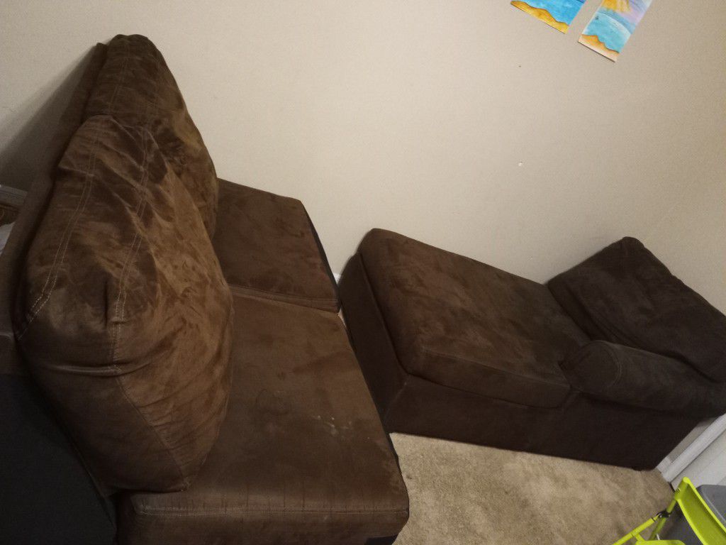 Sectional couch with 2 extra cushions brown used clean sofa connect's
