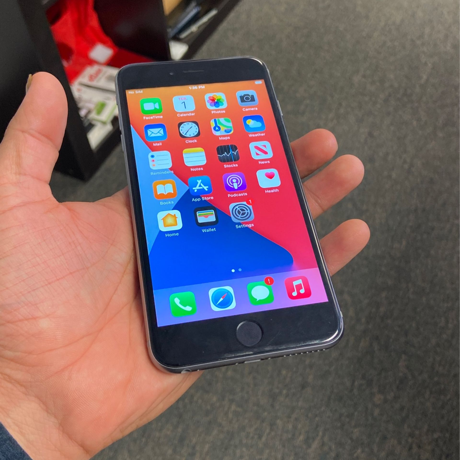 Apple iPhones 6s Plus 128GB Factory Unlock