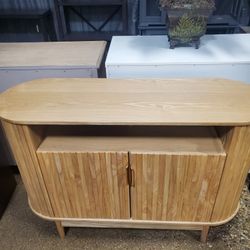 Beautiful Coastal Oak Fluted Buffet(floor Model )