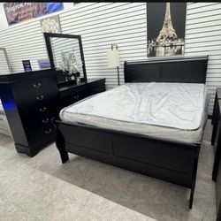 GORGEOUS, STURDY Bedroom Set at an AMAZING PRICE!