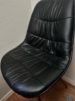 Black vanity chair