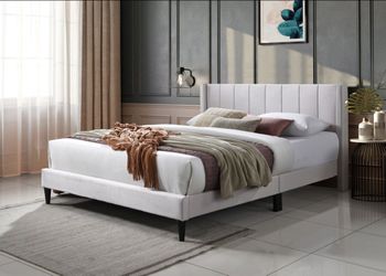 PLATFORM QUEEN BED FRAME NO MATTRESS