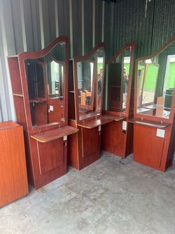 Hair Salon / Barber Shop / Double Sided Styling Stations with Mirror