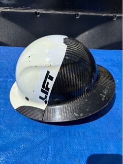 Lift Full Brim Quick Adjusting Ratchet Hard Hat