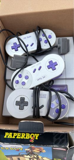 Super Nintendo Game station