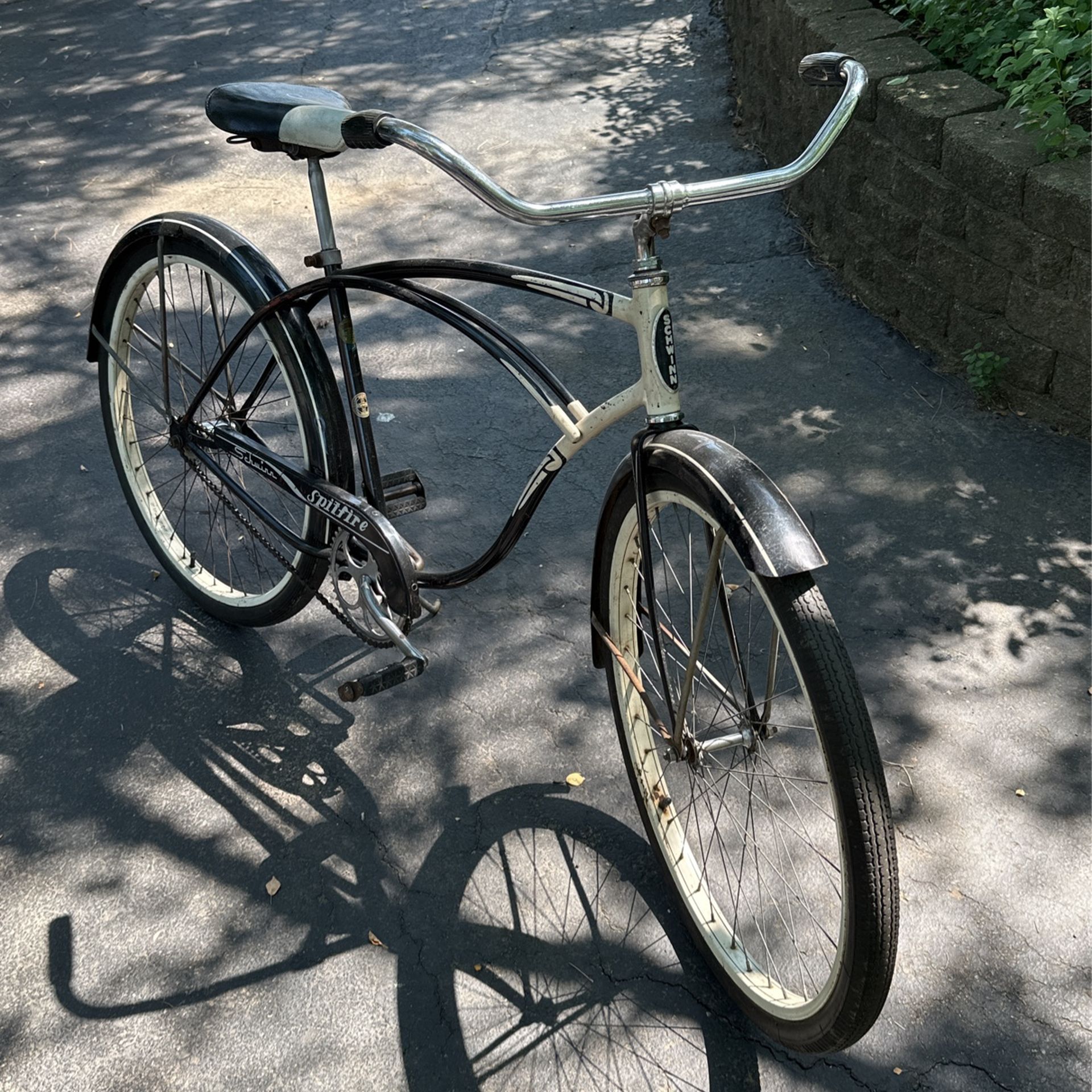 Vintage Schwinn Bicycle for Sale in Glendale Heights IL OfferUp