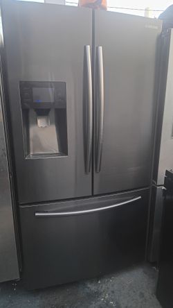 Refrigerator Samsung 💲 379 Offer!!!