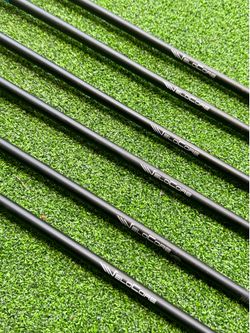 Fujikura Axiom Velocore 95 Stiff 5-PW iron shafts