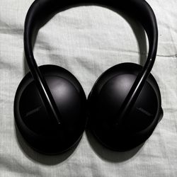 Bose 700 ANC NEEDS REPAIR