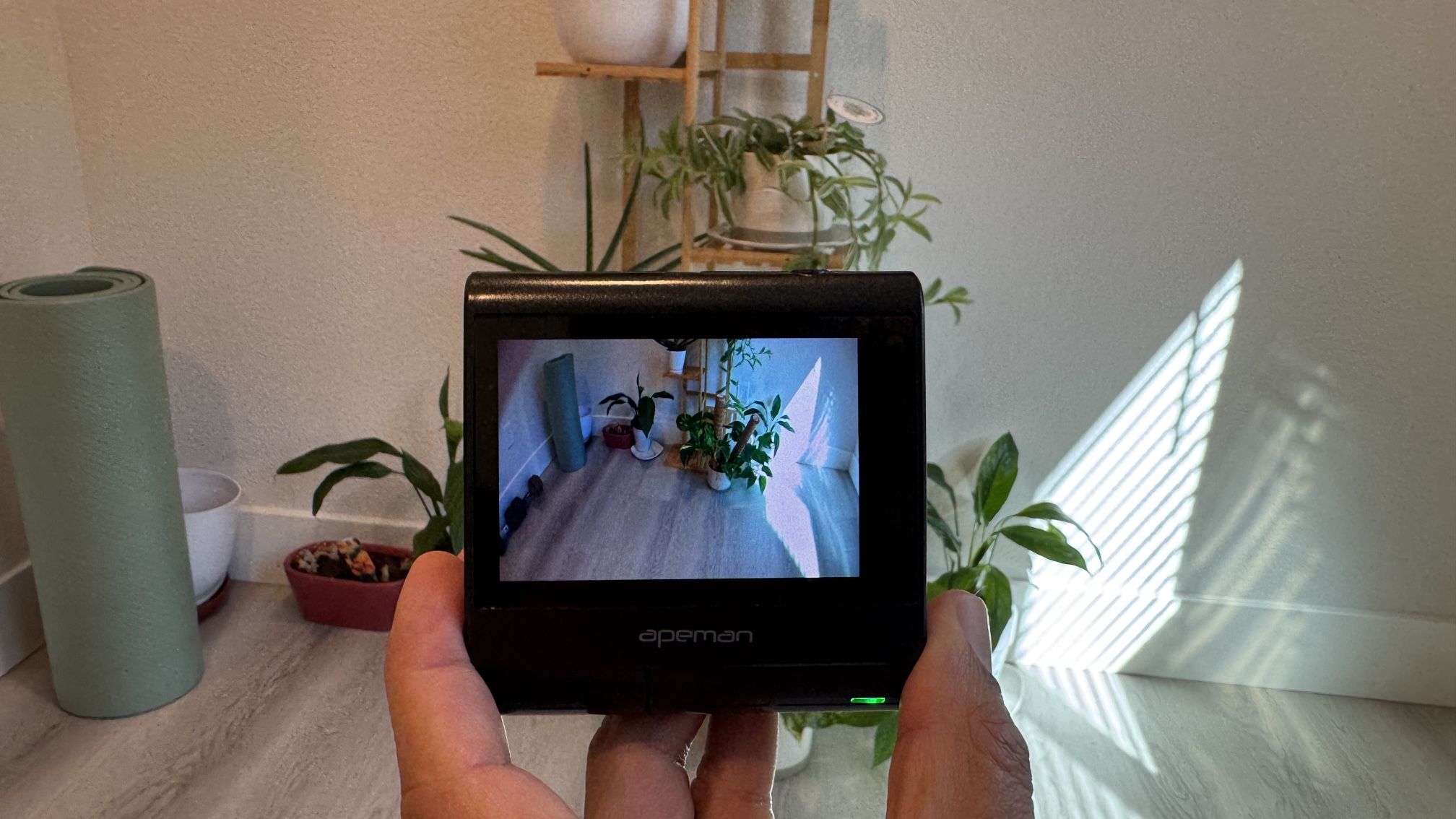 Apeman Dash Cam And rear Cam