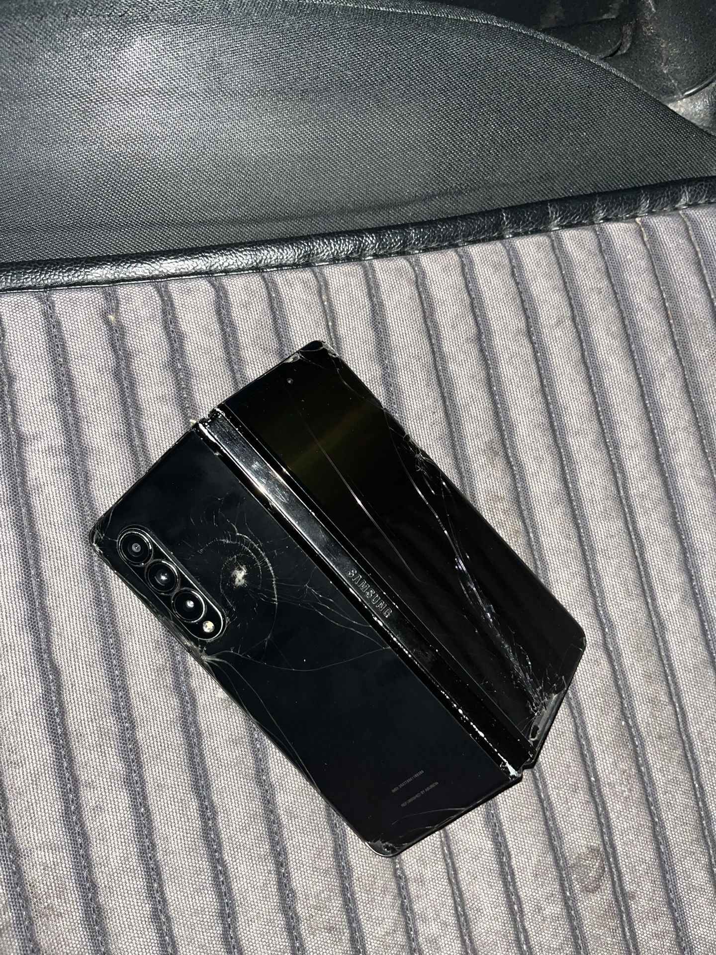 Galaxy Fold 3