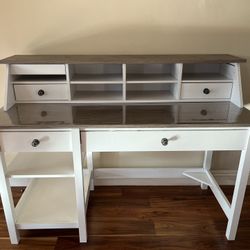 Farmhouse Style Desk + Organizer 