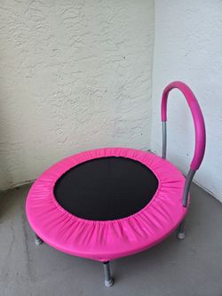 Kids Trampoline with Safety Handle