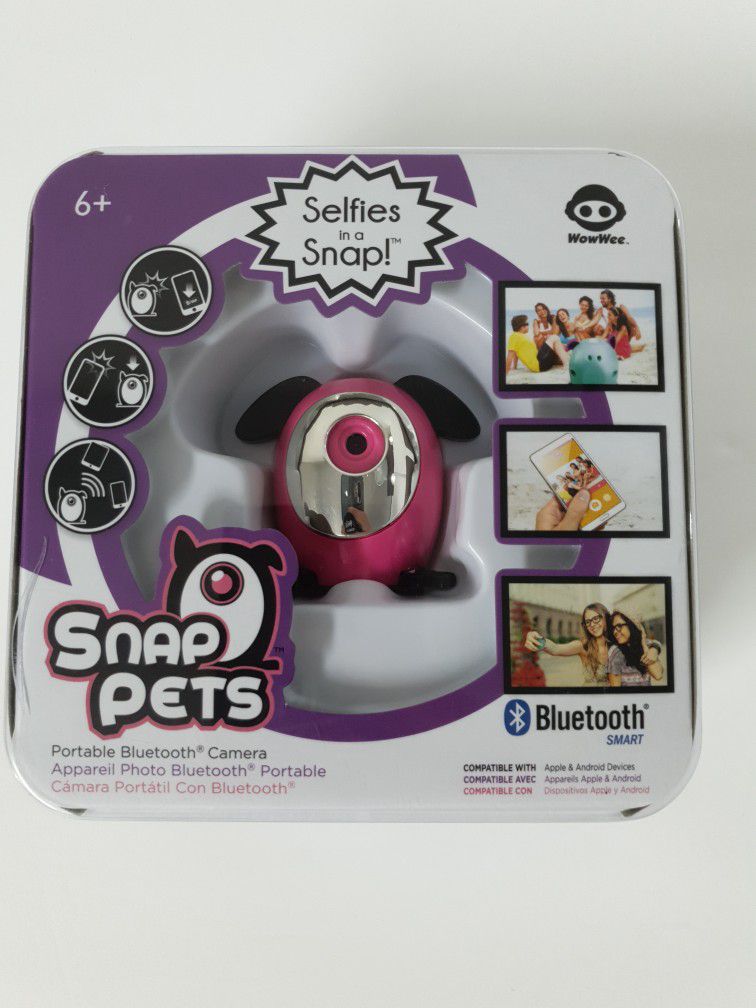 Snap Pets - Selfies in a Snap! Portable Bluetooth Camera (WowWee) Pink Rabbit ..
Condition is New, ( Sealed Box ) .

The all in one camera and remote 