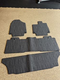 Honda odyssey original floor mats
