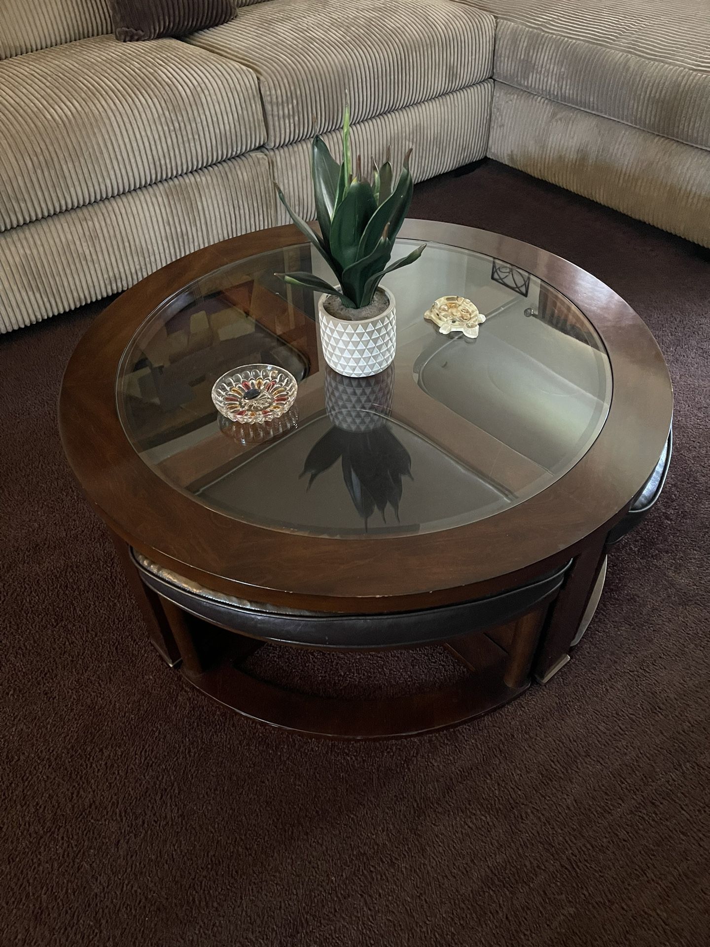 Coffee Table With 2 End Tables 