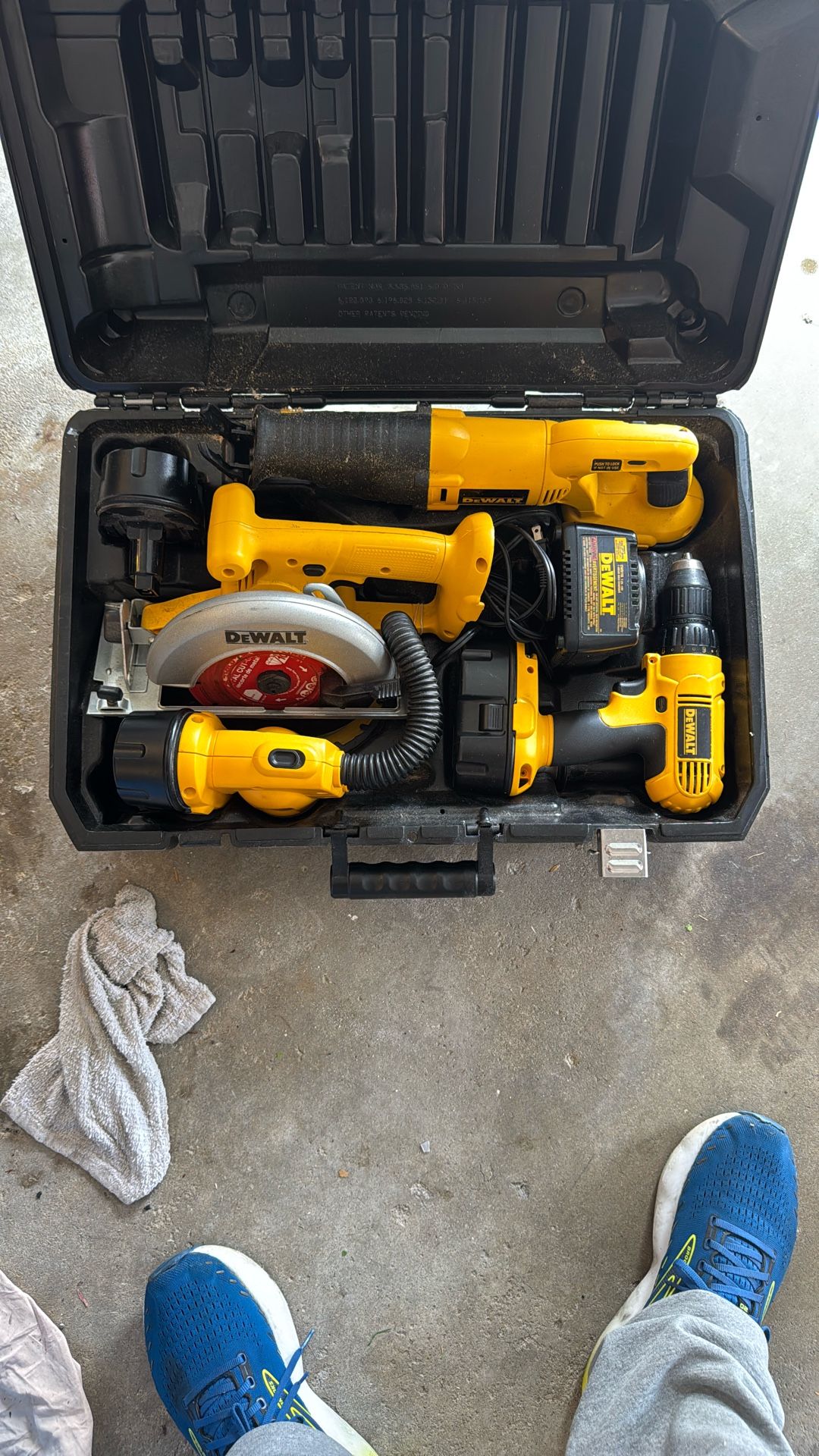 Dewalt 4 Piece Power Tool Set! Great condition