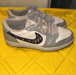 Dior Jordan 1 Retro Size 10