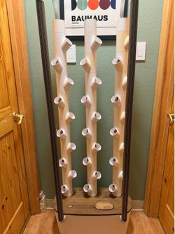 Gardyn Home Indoor Hydroponic Garden – Excellent Condition