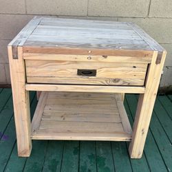 Farmhouse Style Night Stand / End Table Reclaim Wood