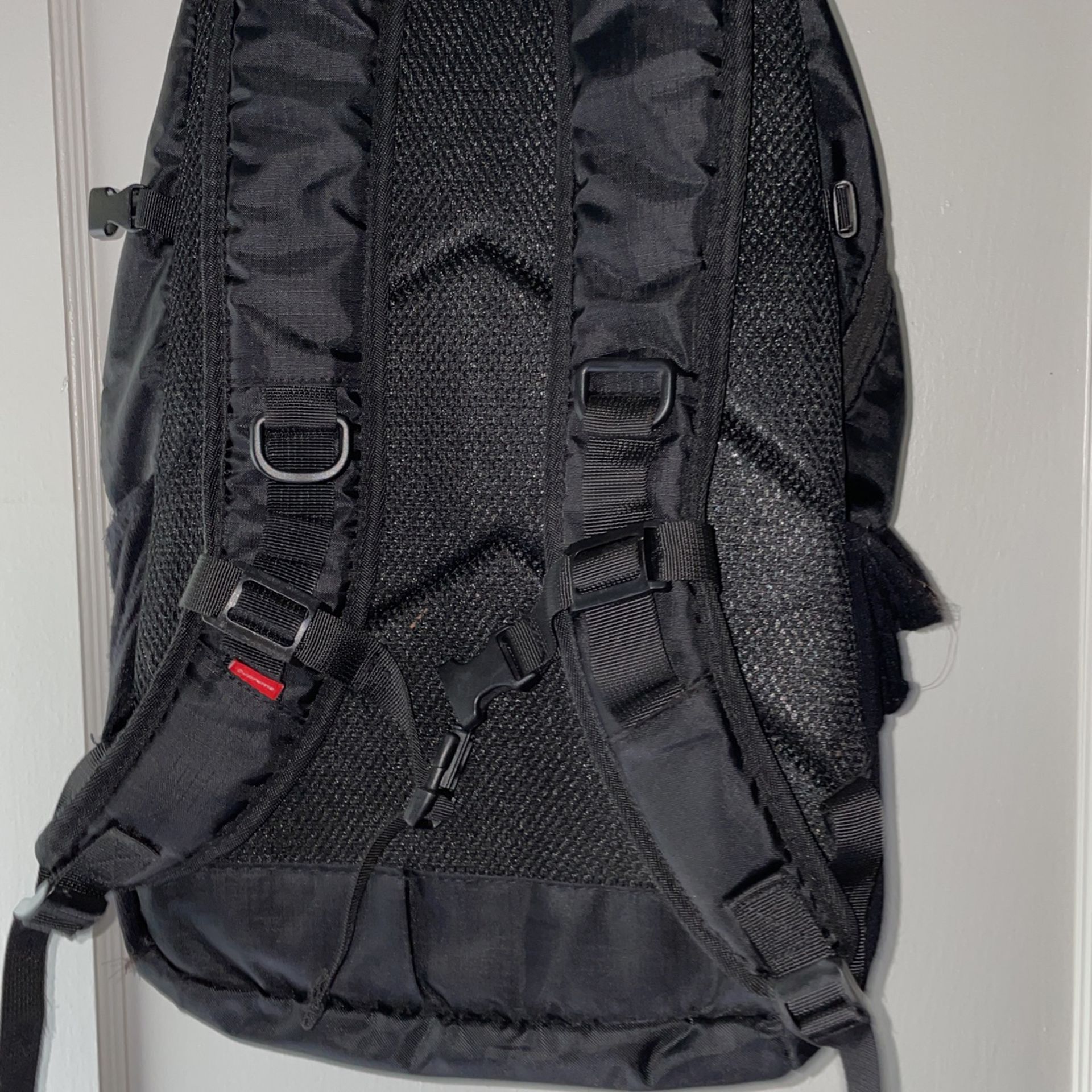 Supreme Waist Bag 210D Cordura ripstop nylon 5L SS17 for Sale in Renton, WA  - OfferUp