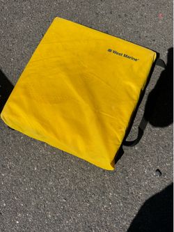 West Marine Yellow Throwable PFD Boat Cushion SS