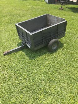 Rubbermate Lawn Cart